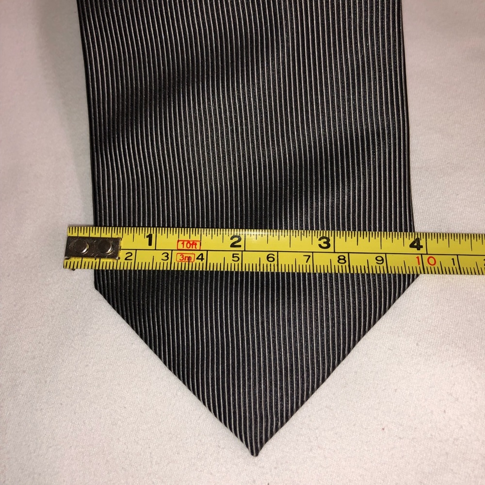 Men’s Claiborne Pin striped Black/Gray 100% Silk